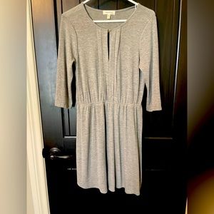 Monteau Dress Size L dress, light sweater material